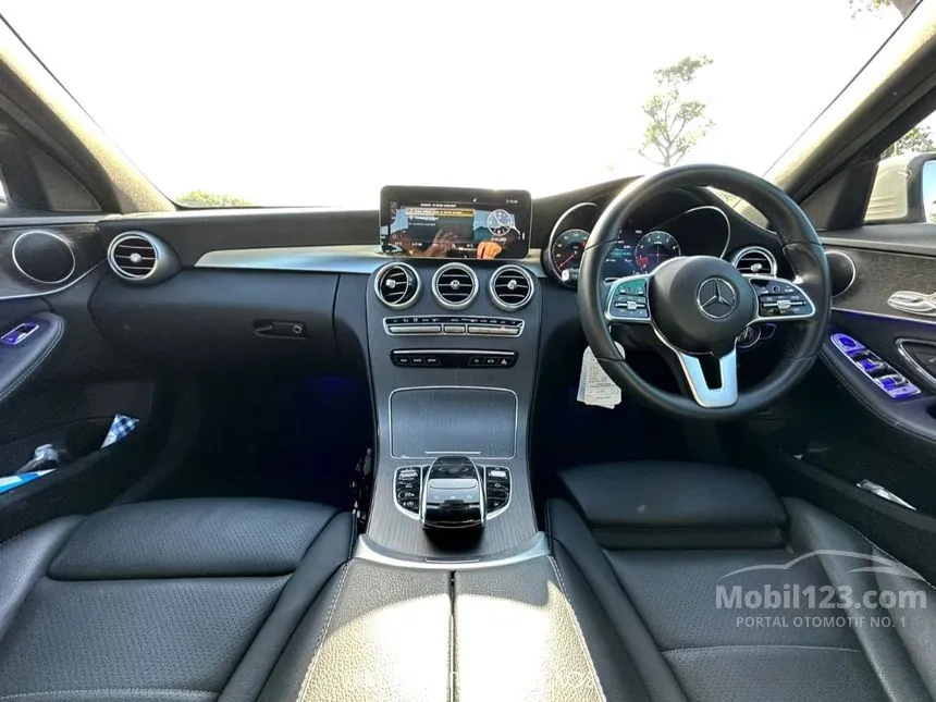 2019 Mercedes-Benz C200 Avantgarde Sedan