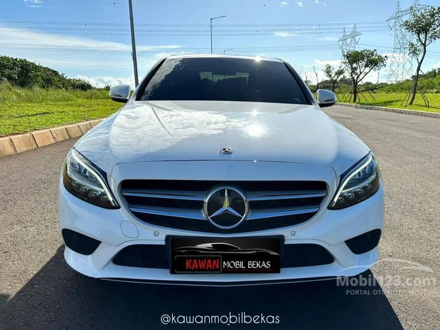 2019 Mercedes-Benz C200 Avantgarde Sedan