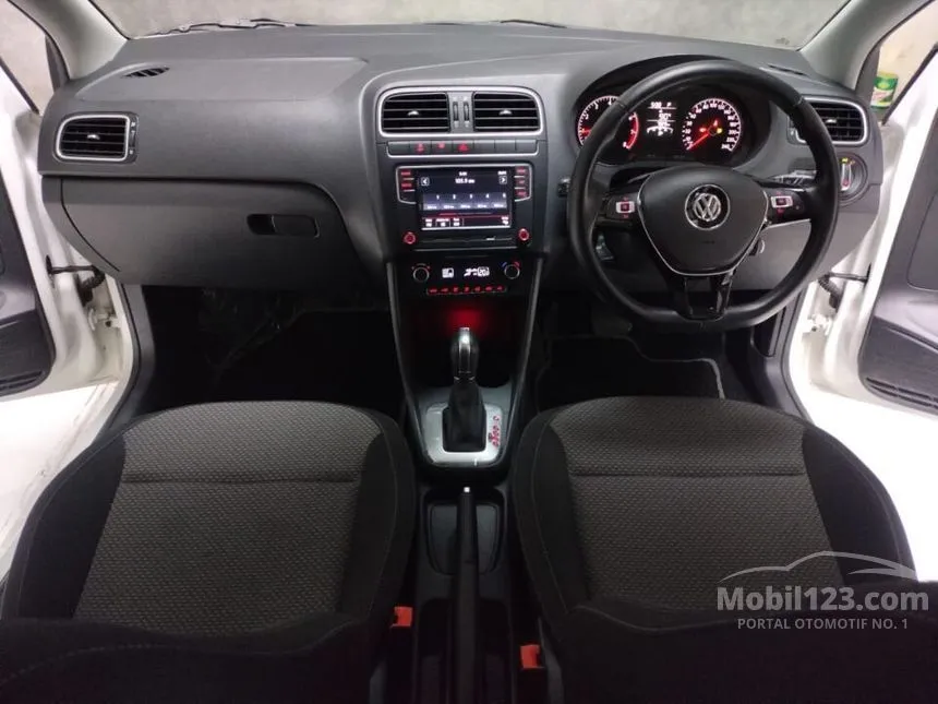 2020 Volkswagen Polo Comfortline TSI Hatchback