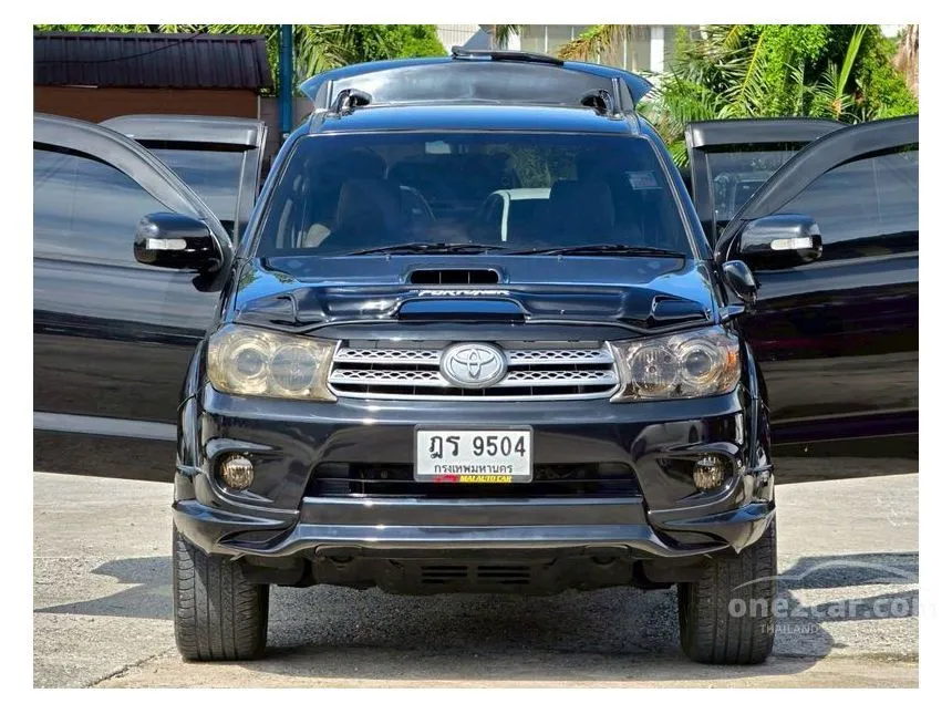 2010 Toyota FORTUNER TRD Sportivo SUV