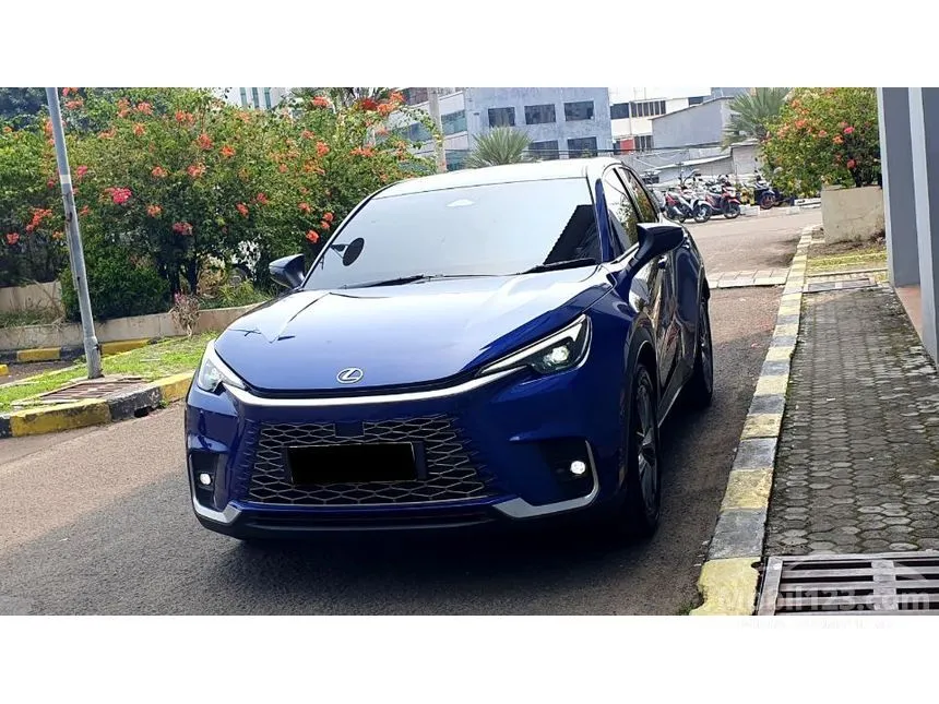 2024 Lexus LBX Luxury SUV