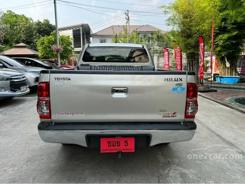 2013 Toyota HILUX VIGO Champ J Smart Cab Pickup