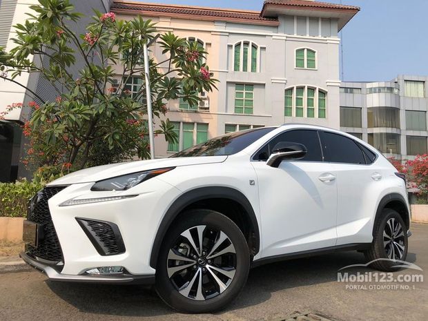 NX300 - Lexus Murah - 7 mobil dijual di Indonesia - Mobil123