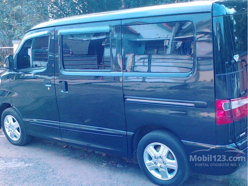 Jual Mobil Daihatsu Luxio 2014 D 1.5 di DKI Jakarta Manual Wagon Hitam