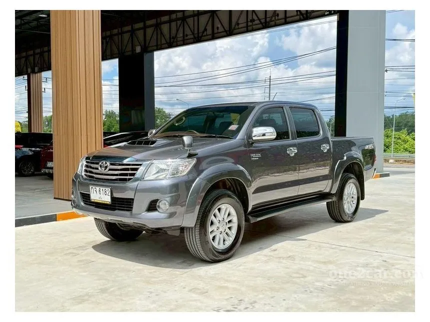 2011 Toyota HILUX VIGO Champ E Double Cab Pickup