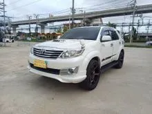 2013 Toyota FORTUNER 3.0 (ปี 12-15) V SUV