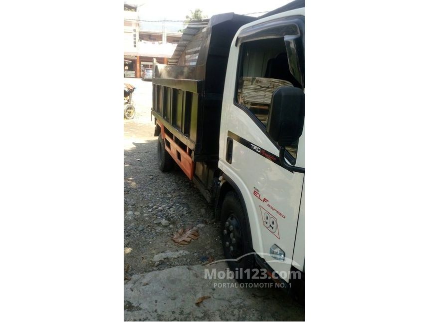 Jual Mobil  Isuzu  Elf 2021 2 8 di Sumatera Utara Manual 