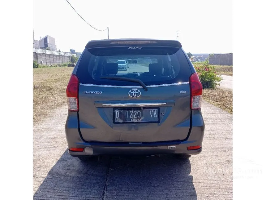 2015 Toyota Avanza E MPV