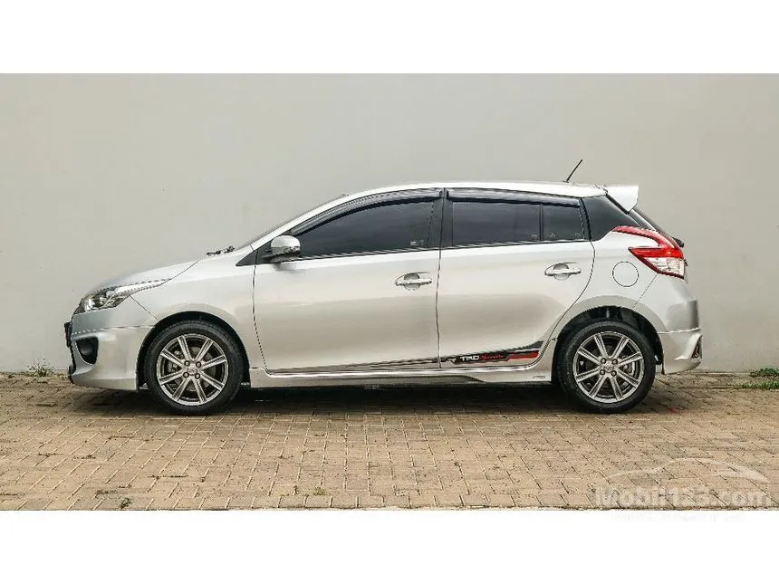 2016 Toyota Yaris G Hatchback