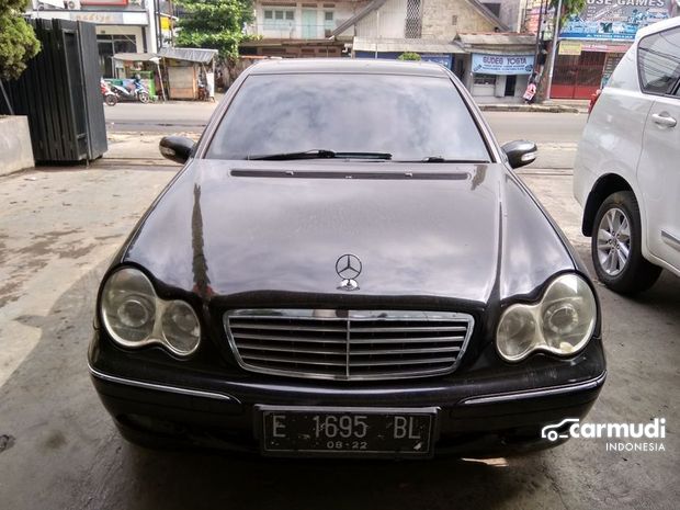 Beli Mobil Mercedes Benz C240 Baru Bekas Kisaran Harga Review 2021 Carmudi Indonesia