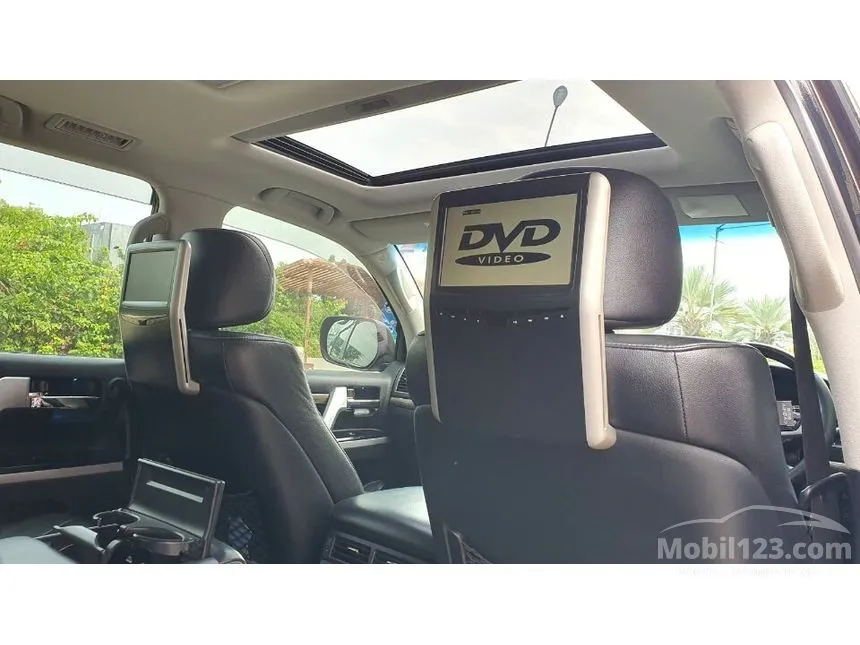 2013 Toyota Land Cruiser Full Spec E VX SUV