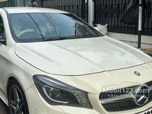 2015 Mercedes-Benz CLA200 1.6 Urban Coupe
