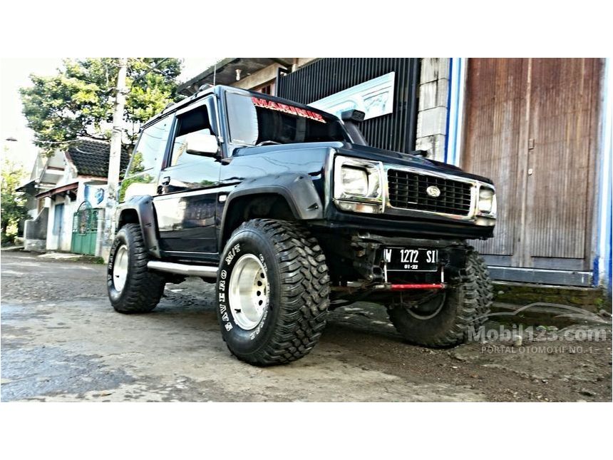 Jual Mobil  Daihatsu Feroza  1995 1 6 di Jawa  Timur  Manual 