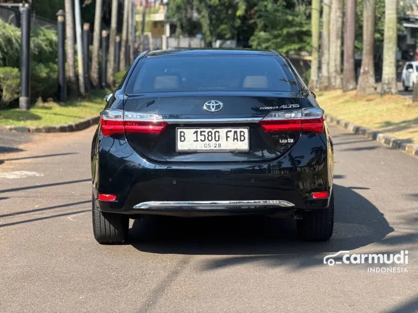 2018 Toyota Corolla Altis V Sedan