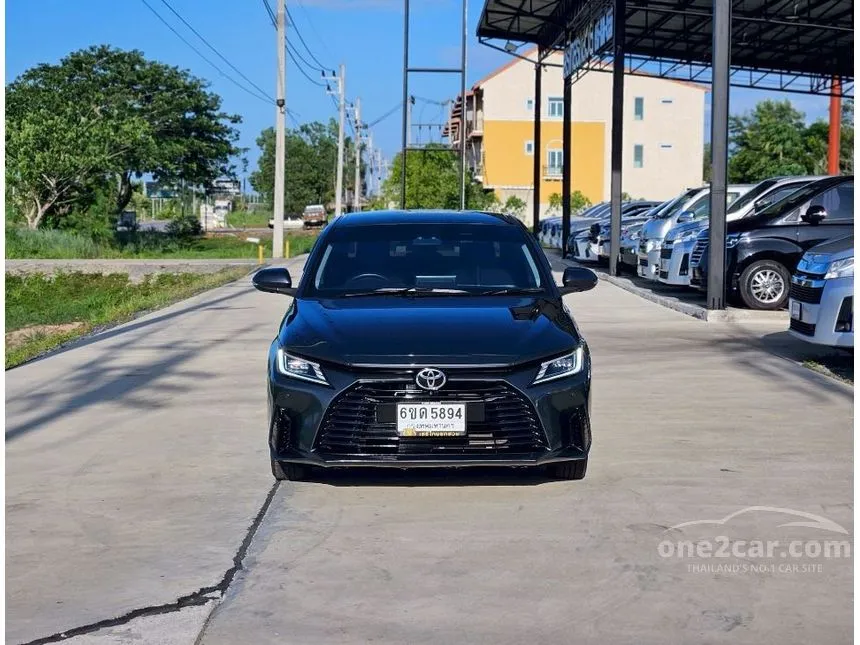 2025 Toyota Yaris Ativ Premium Sedan