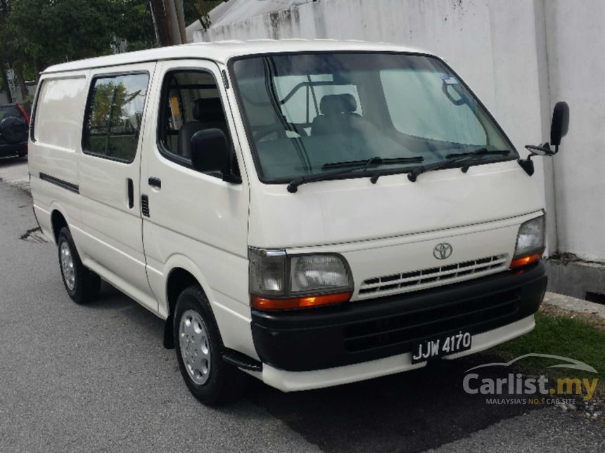 Toyota hiace 2006