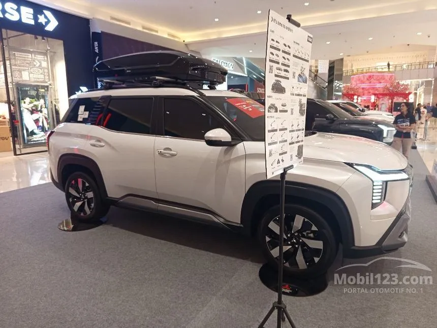 2026 Mitsubishi Destinator Ultimate Premium SUV
