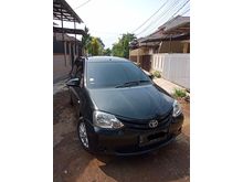 2013 Toyota Etios Valco 1.2 E Hatchback