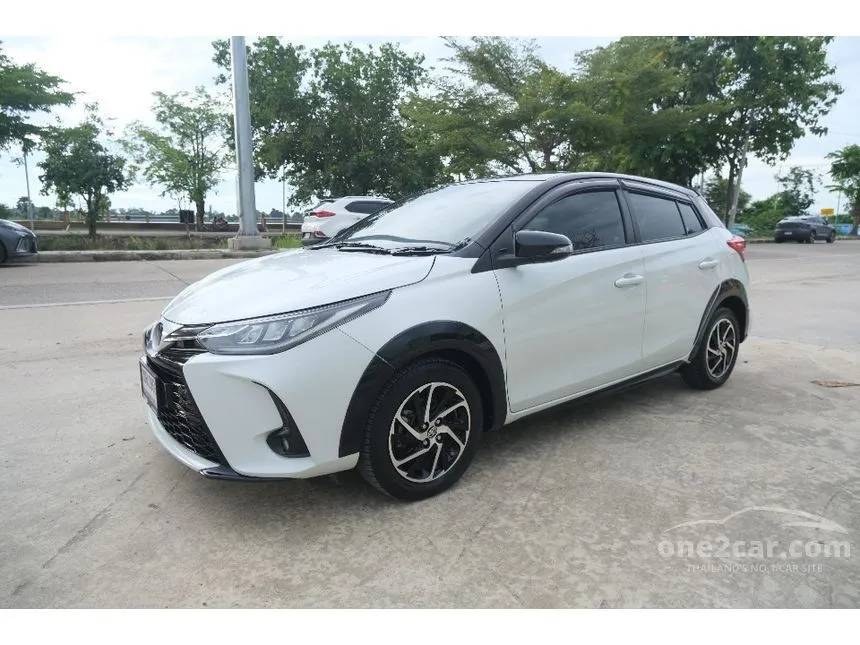 2021 Toyota YARIS Sport Premium Hatchback