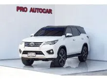 2017 Toyota FORTUNER 2.8 (ปี 15-25) TRD Sportivo (Blacktop) SUV