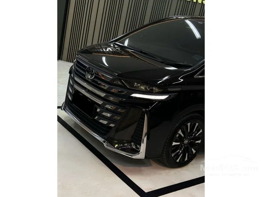 2024 Toyota Vellfire HEV VIP (Premium Color) MPV