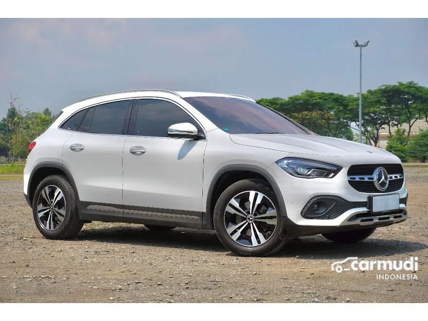 2020 Mercedes-Benz GLA200 AMG Line SUV