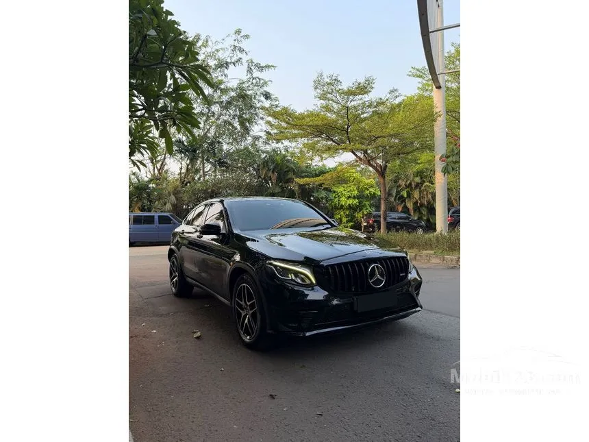 2017 Mercedes-Benz GLC300 AMG Line Coupe