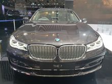 PROMO SPESIAL AKHIR TAHUN DISKON BONUS TERBESAR TERBAIK SE INDONESIA, BUNGA 0 PERSEN, DIJAMIN PUAS UNTUNG 2018 BMW 740Li 3.0 Sedan