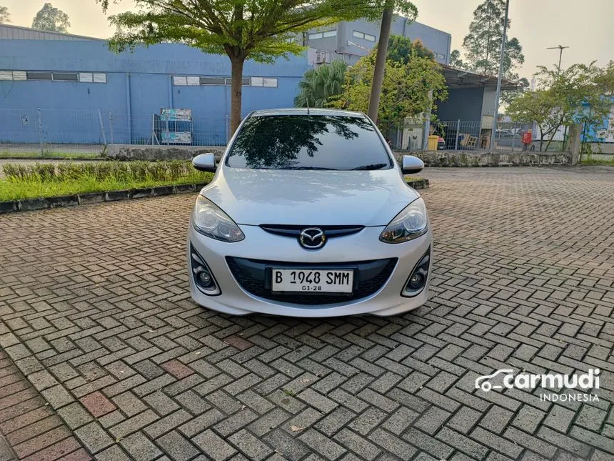 2014 Mazda 2 RZ Hatchback