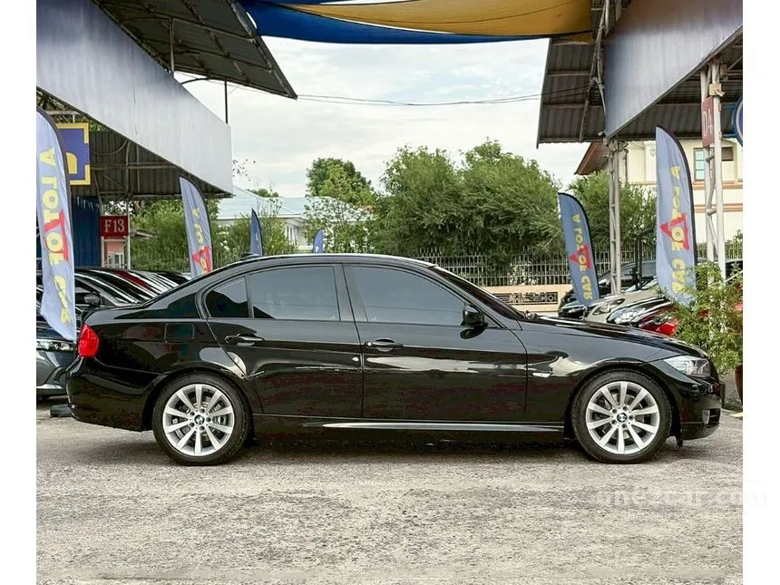 2013 BMW 320i SE Sedan
