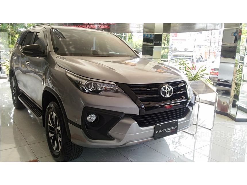 Jual Mobil Toyota Fortuner 2018 TRD 2.7 di Jawa Timur 