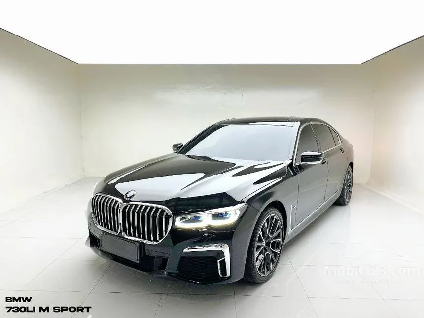 2021 BMW 730Li M Sport Sedan