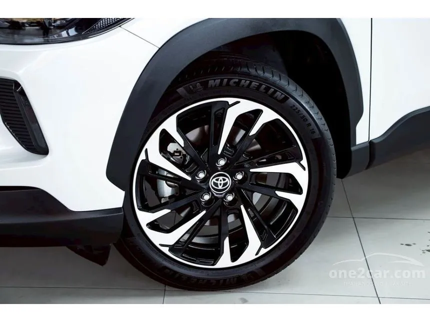 2024 Toyota Corolla Cross HEV Premium Luxury SUV
