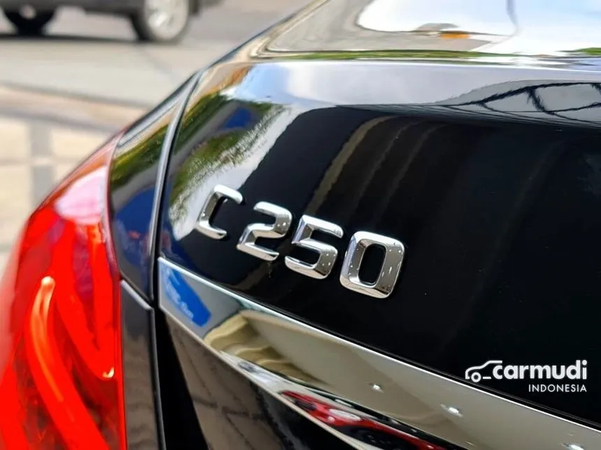 2014 Mercedes-Benz C250 AMG Sedan