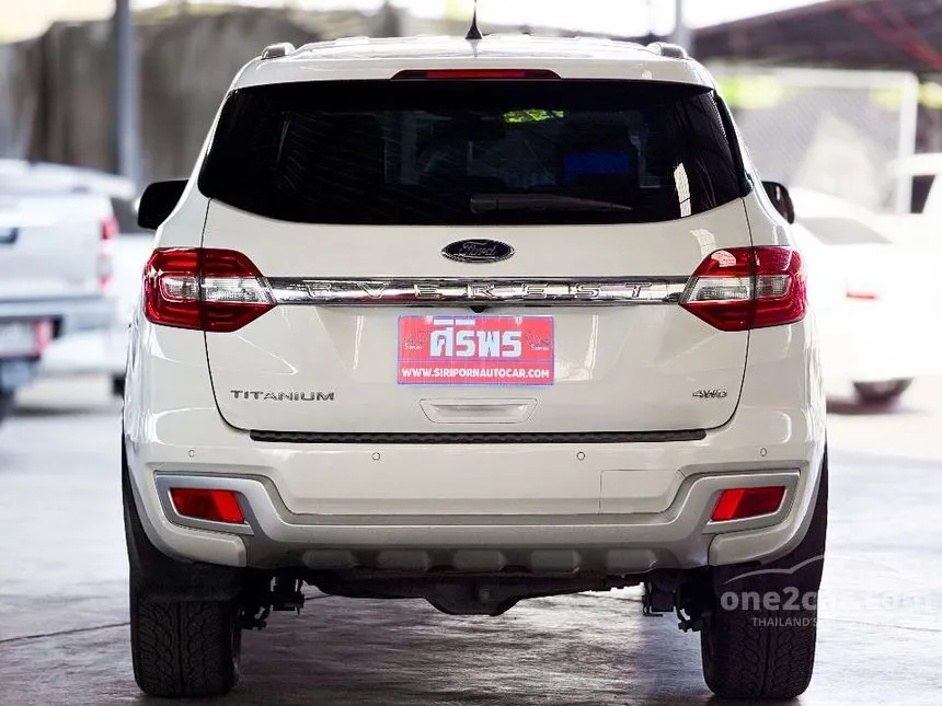 2016 Ford EVEREST Titanium SUV