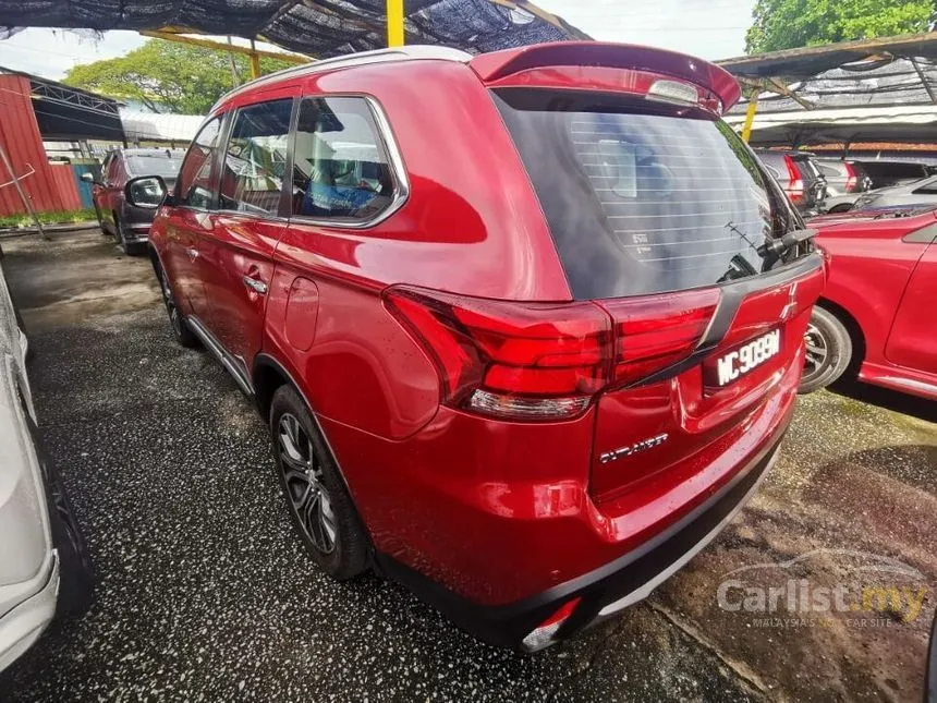 2016 Mitsubishi Outlander SUV