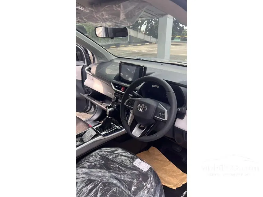 2026 Toyota Veloz V HEV MPV