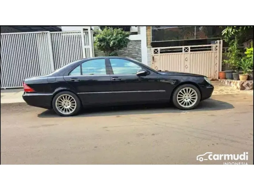 2002 Mercedes-Benz S280 Sedan