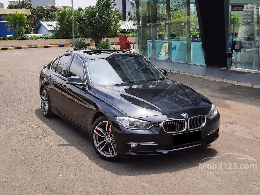 Jual Mobil BMW 328i 2013 Luxury 2.0 di DKI Jakarta Automatic Sedan ...