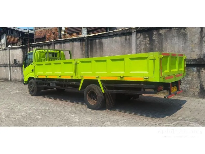 2024 Hino Dutro 136 HDL 5.8 6 Wheel Cargo Truck