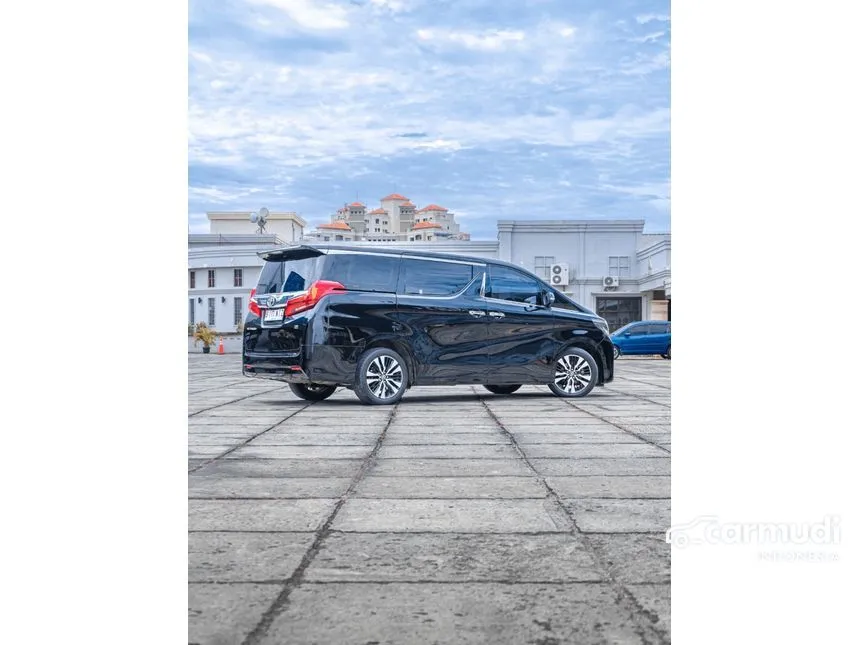 2022 Toyota Alphard G MPV