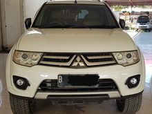 Mitsubishi Pajero Exceed Matic Diesel 2013 Putih Mulus Siap Pakai