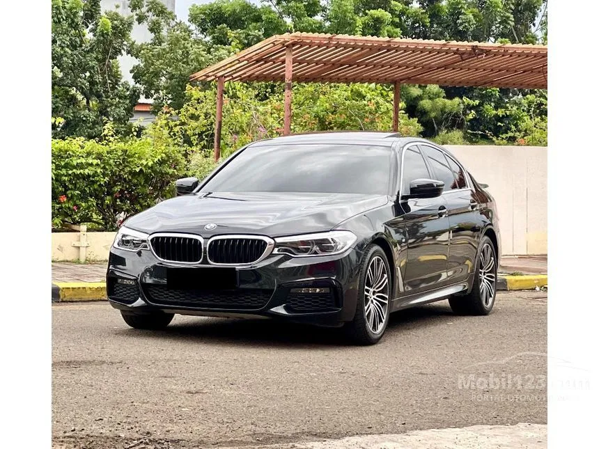 2019 BMW 530i M Sport Sedan