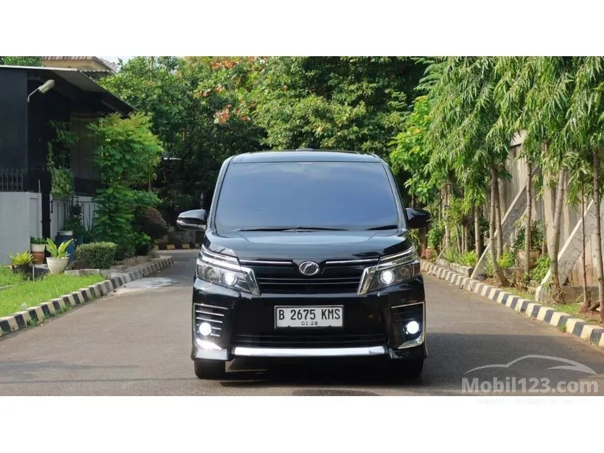 Jual Mobil Toyota Voxy 2014 2.0 di Banten Automatic Wagon Hitam Rp 260.000.000