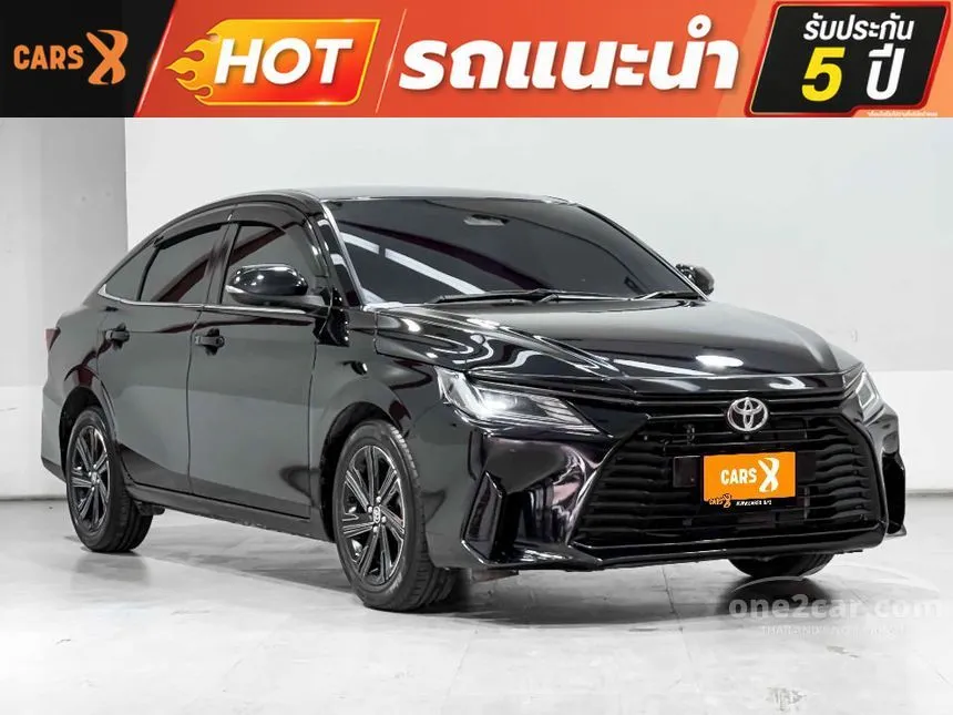 2023 Toyota Yaris Ativ Premium Sedan