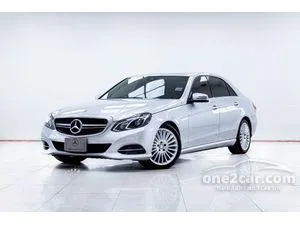 2015 Mercedes-Benz E300 2.1 Blue TEC Hybrid Sedan