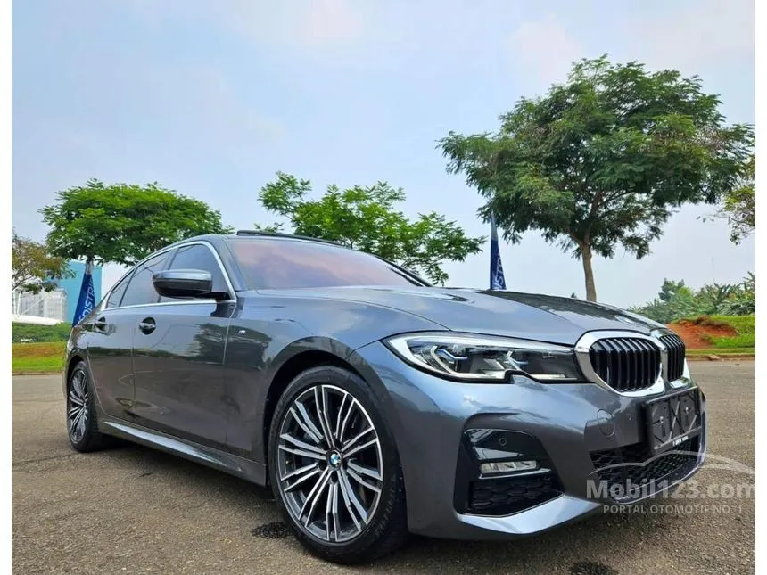 Jual Mobil BMW 330i 2019 M Sport 2.0 di DKI Jakarta Automatic Sedan Abu