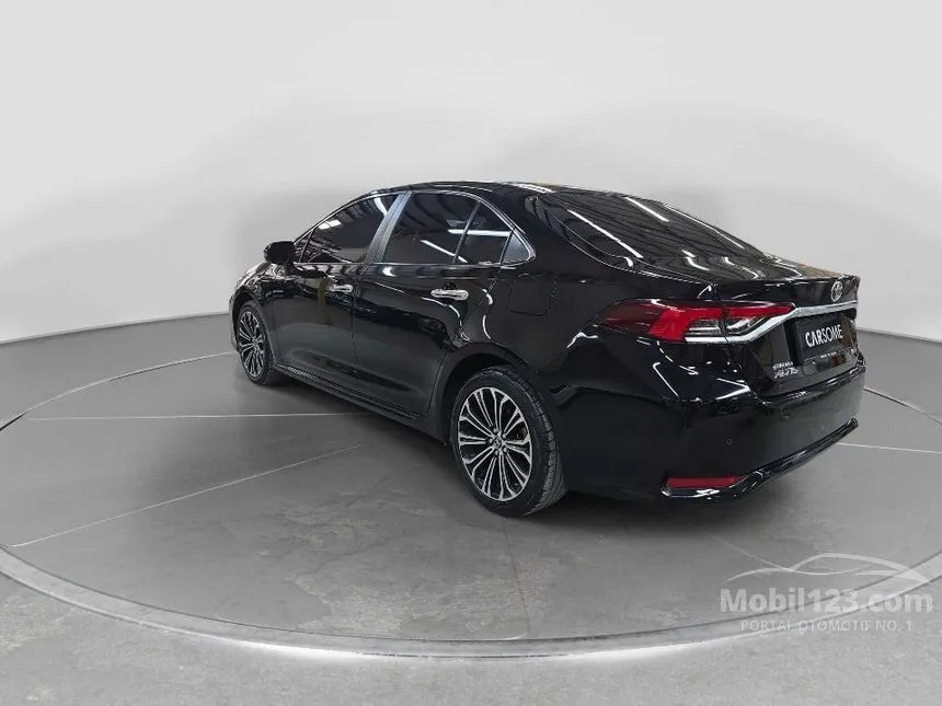 2021 Toyota Corolla Altis V Sedan