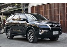 2017 Toyota Fortuner 2.8 (ปี 15-18) V SUV AT