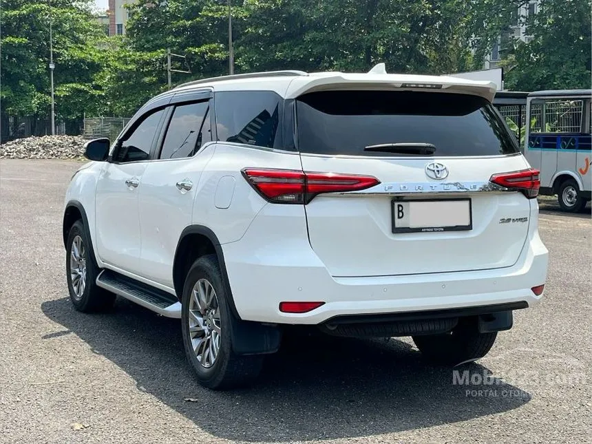 2023 Toyota Fortuner VRZ 4X2 SUV